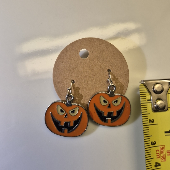 Colorful Earring Set with Unique Designs - Picture 5 of 6